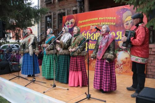 В Омске открылась ежегодная «Покровская ярмарка»