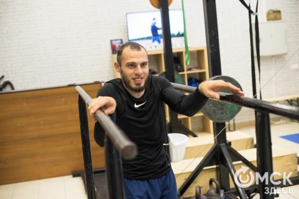 Омичей приглашают заняться воркаутом