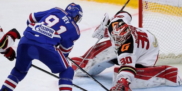 Хет-трик Эмиля Галимова принёс СКА победу над "Авангардом"