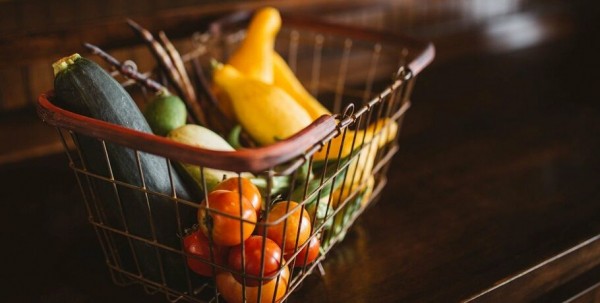 В Омске снизились цены на овощи и фрукты