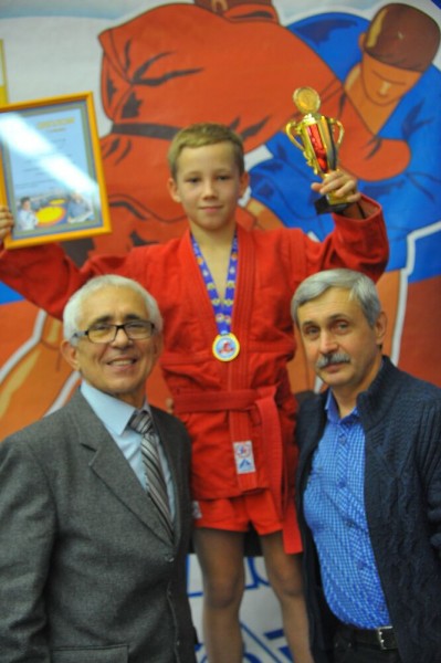 В Омске прошёл турнир по самбо памяти Александра и Никиты Петровых