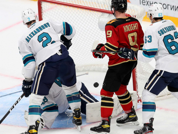 
        «За три минуты до конца подумал: «Пришло моё время!». Комментарии после победы над «Сочи» (ВИДЕО)
      