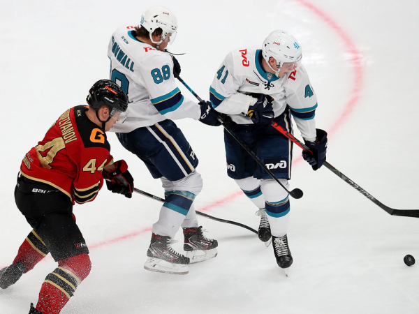 
        «За три минуты до конца подумал: «Пришло моё время!». Комментарии после победы над «Сочи» (ВИДЕО)
      