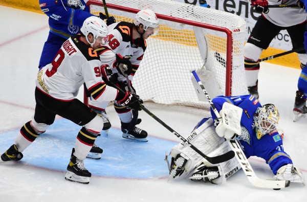 "Авангард" завершил выездную серию крупной победой над "Барысом"