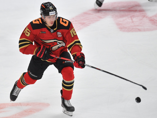 Побеждаем благодаря дублю Толчинского! Как «Авангард» был сильнее «Сочи»
Побеждаем благодаря дублю Толчинского! Как «Авангард» был сильнее «Сочи»