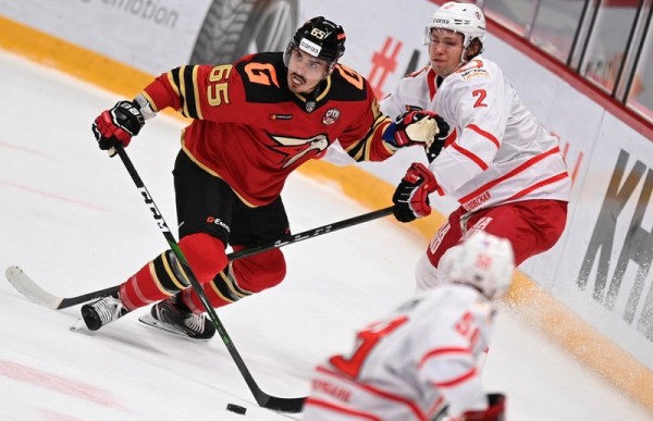 
        Кто выйдет в плей-офф Кубка Гагарина-2021? Часть вторая: Восток
      