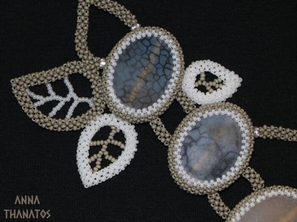 Анна Танатос: Я одна из немногих, кто хорошо говорит