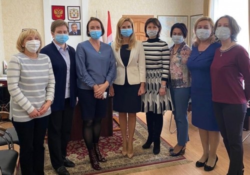 Солдатова сфотографировалась с Маловой, отстраненной за инцидент со скорыми