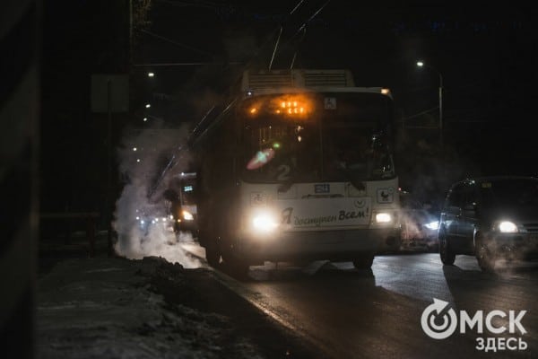 Дорога у Соборной площади заполнилась паром из-за прорыва трубы
