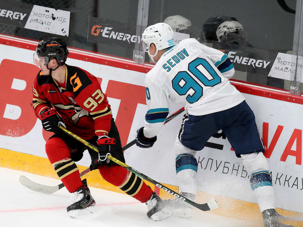 Побеждаем благодаря дублю Толчинского! Как «Авангард» был сильнее «Сочи»
Побеждаем благодаря дублю Толчинского! Как «Авангард» был сильнее «Сочи»