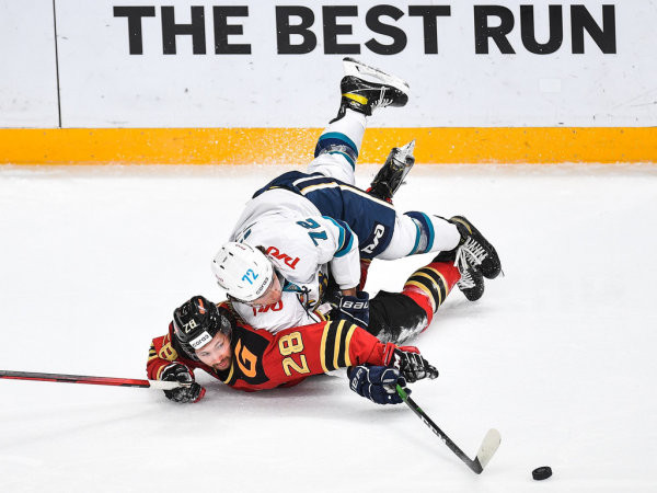 
        «За три минуты до конца подумал: «Пришло моё время!». Комментарии после победы над «Сочи» (ВИДЕО)
      