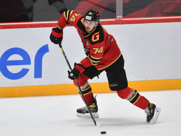 Побеждаем благодаря дублю Толчинского! Как «Авангард» был сильнее «Сочи»
Побеждаем благодаря дублю Толчинского! Как «Авангард» был сильнее «Сочи»