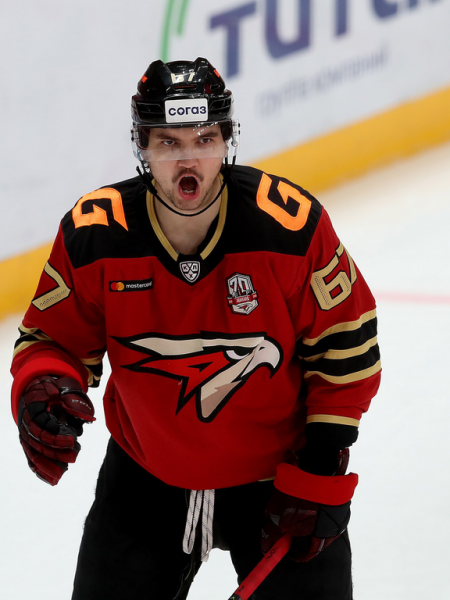 Побеждаем благодаря дублю Толчинского! Как «Авангард» был сильнее «Сочи»
Побеждаем благодаря дублю Толчинского! Как «Авангард» был сильнее «Сочи»