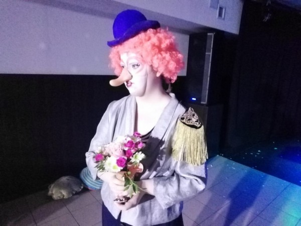 Мама, из-за Веры сменившая профессию Мама, из-за Веры сменившая профессию