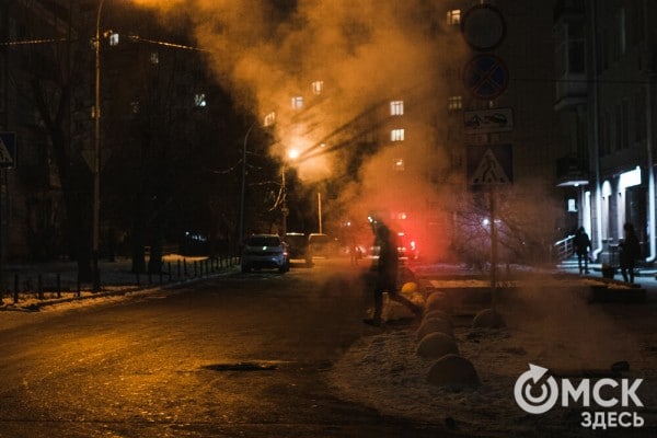 Дорога у Соборной площади заполнилась паром из-за прорыва трубы