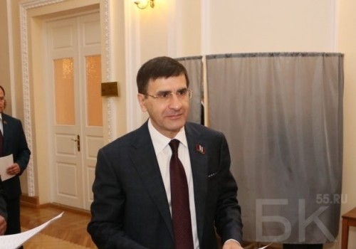 Депутат Зуга в омском ЗС призвал поменьше «кормить» ФОМСы других регионов Депутат Зуга в омском ЗС призвал поменьше «кормить» ФОМСы других регионов