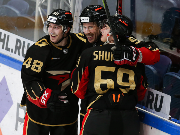 
        «Мы хотели показать нашим ветеранам отличную игру». Комментарии после победы над «Ак Барсом»
      