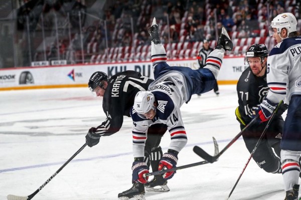 
        Кто выйдет в плей-офф Кубка Гагарина-2021? Часть вторая: Восток
      