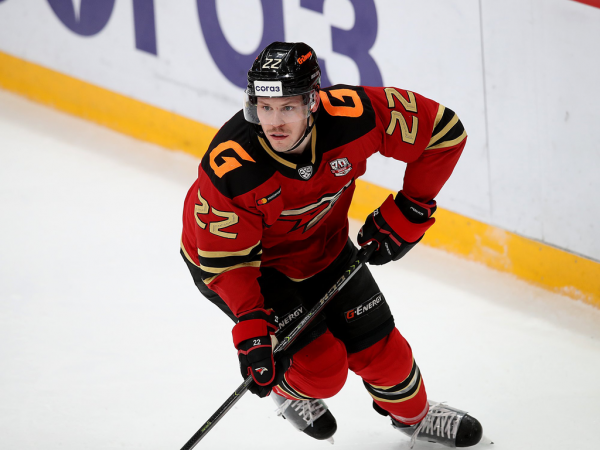 Побеждаем благодаря дублю Толчинского! Как «Авангард» был сильнее «Сочи»
Побеждаем благодаря дублю Толчинского! Как «Авангард» был сильнее «Сочи»