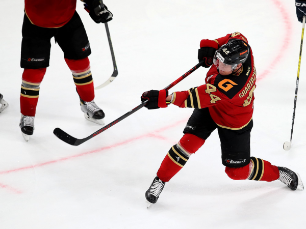 Побеждаем благодаря дублю Толчинского! Как «Авангард» был сильнее «Сочи»
Побеждаем благодаря дублю Толчинского! Как «Авангард» был сильнее «Сочи»