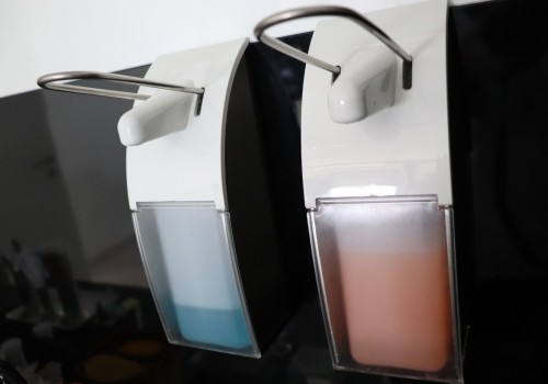 Омский губернатор решил возмещать бизнесу затраты на санитарные меры профилактики ковида Омский губернатор решил возмещать бизнесу затраты на санитарные меры профилактики ковида