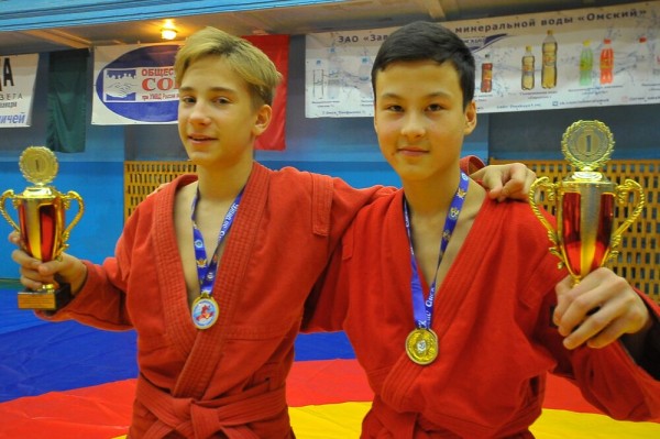 В Омске прошёл турнир по самбо памяти Александра и Никиты Петровых