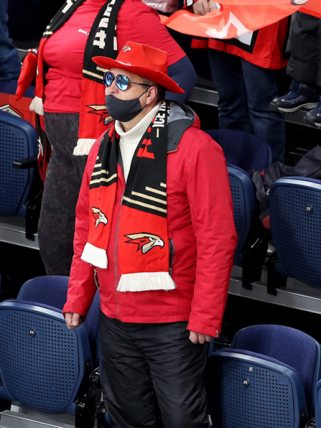 
        «Мы хотели показать нашим ветеранам отличную игру». Комментарии после победы над «Ак Барсом»
      