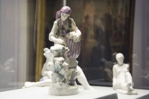 «Рабочий и колхозница». Художественный канон соцреализма прибыл в Омск