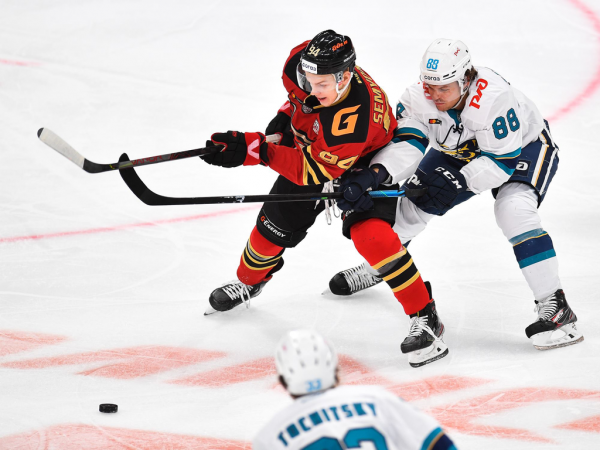 Побеждаем благодаря дублю Толчинского! Как «Авангард» был сильнее «Сочи»
Побеждаем благодаря дублю Толчинского! Как «Авангард» был сильнее «Сочи»