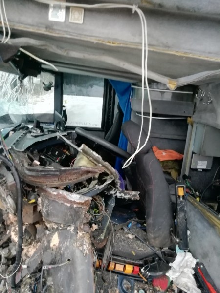 Пассажирский автобус Ханты-Мансийск - Омск врезался в грузовик