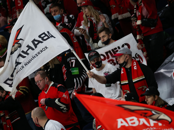 
        «Мы хотели показать нашим ветеранам отличную игру». Комментарии после победы над «Ак Барсом»
      