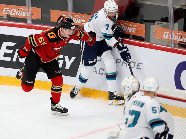 
        «За три минуты до конца подумал: «Пришло моё время!». Комментарии после победы над «Сочи» (ВИДЕО)
      