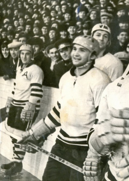 «Авангарду» - 70! Петр Галкин
«Авангарду» - 70! Петр Галкин