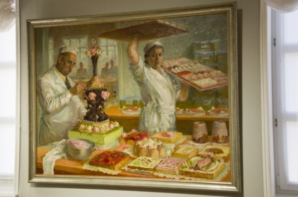 «Рабочий и колхозница». Художественный канон соцреализма прибыл в Омск