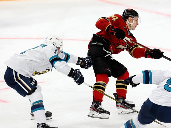 
        «За три минуты до конца подумал: «Пришло моё время!». Комментарии после победы над «Сочи» (ВИДЕО)
      