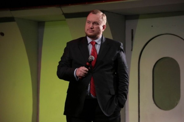 Продолжает набирать высоту. Пятый театр отмечает юбилей