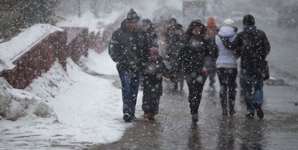 Из-за метели и гололёда в Омске готовятся к аварийным ситуациям