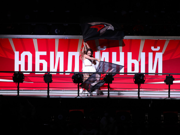 Яромир Ягр в «Авангарде» | Пресс-конференция на юбилейном матче (ВИДЕО)
Яромир Ягр в «Авангарде» | Пресс-конференция на юбилейном матче (ВИДЕО)