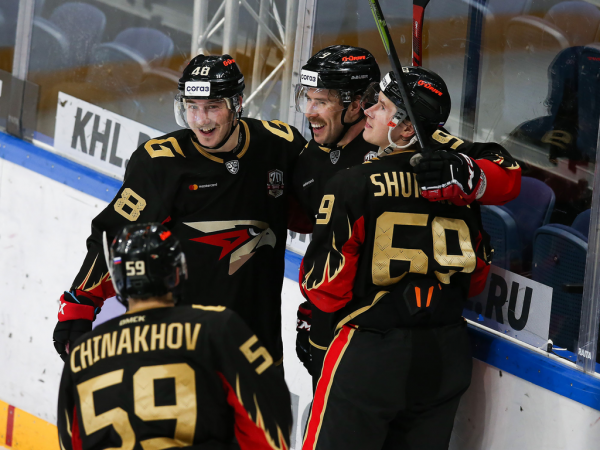 
        «Мы хотели показать нашим ветеранам отличную игру». Комментарии после победы над «Ак Барсом»
      