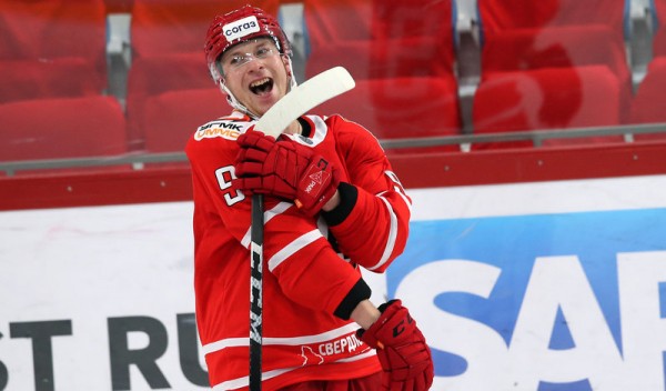 
        Яркий дебютант «Локомотива», лучший бомбардир «Авангарда». Символическая сборная первой части сезона КХЛ
      