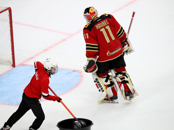 
        «За три минуты до конца подумал: «Пришло моё время!». Комментарии после победы над «Сочи» (ВИДЕО)
      