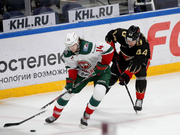 
        «У Хартли максимальный кредит доверия» | Александр Крылов и Владислав Третьяк | Студия 55 Live (ВИДЕО)
      