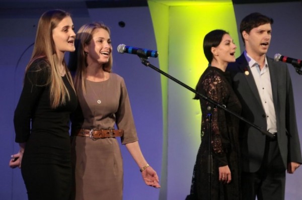 Продолжает набирать высоту. Пятый театр отмечает юбилей