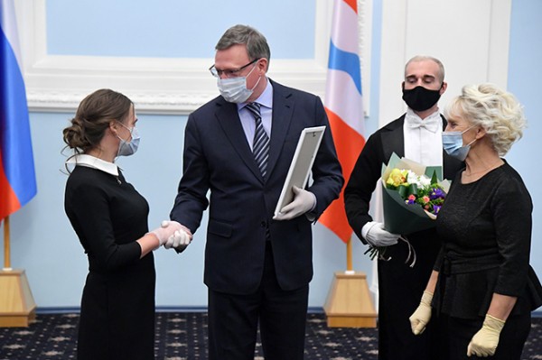 Омичам вручили премию "Семья года"