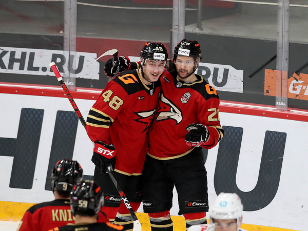 
        «За три минуты до конца подумал: «Пришло моё время!». Комментарии после победы над «Сочи» (ВИДЕО)
      