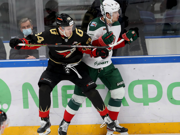 Яромир Ягр в «Авангарде» | Пресс-конференция на юбилейном матче (ВИДЕО)
Яромир Ягр в «Авангарде» | Пресс-конференция на юбилейном матче (ВИДЕО)