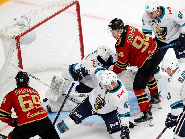 
        «За три минуты до конца подумал: «Пришло моё время!». Комментарии после победы над «Сочи» (ВИДЕО)
      