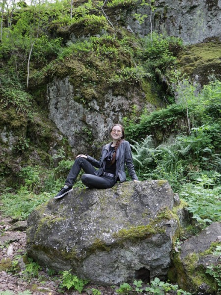 Анна Танатос: Я одна из немногих, кто хорошо говорит