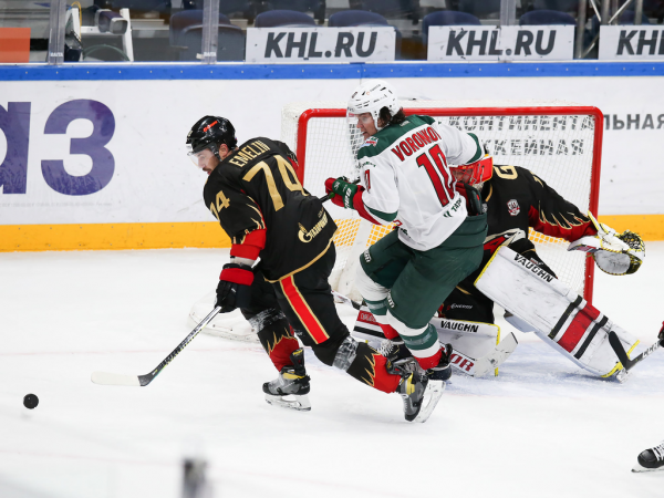 Яромир Ягр в «Авангарде» | Пресс-конференция на юбилейном матче (ВИДЕО)
Яромир Ягр в «Авангарде» | Пресс-конференция на юбилейном матче (ВИДЕО)