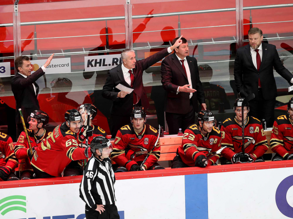 Побеждаем благодаря дублю Толчинского! Как «Авангард» был сильнее «Сочи»
Побеждаем благодаря дублю Толчинского! Как «Авангард» был сильнее «Сочи»